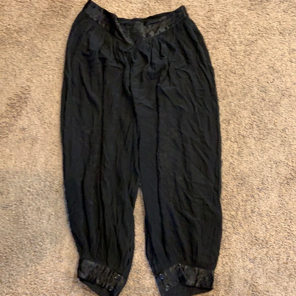 Holy clothing harem pants